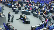 Rentenkommission lehnt Beamten-Rente ab, will Selbstständige einbeziehen