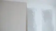Ärger mit Tapeten: Diese Fehler macht fast jeder beim Tapezieren
