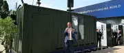 Rheinmetall stellt Kamikaze-Drohnen-Schwarm in Container vor