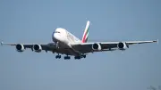 Risse an Tragflächen: 16 Airbus A380 müssen überprüft werden