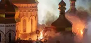 Russischer Angriff auf Kyjiw: Historisches Höhlenkloster in Flammen