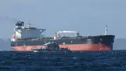 Russischer Schattenflotten-Tanker vor Frankreichs Küste eingetroffen