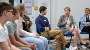 Schüler gegen Social-Media-Verbot ab 14 Jahren
