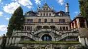 Schloss Wolfsbrunnen in Hessen für über 11 Millionen Euro zum Verkauf