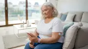 Schluss mit Fingerpieksen: Annegret hat Diabetes im Griff