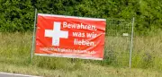 Schweizer stimmen gegen Zehnmillioneninitiative: Vertrauen in Demokratie gestärkt