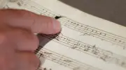 Sensationsfund in Paris: Notenheft entpuppt sich als Mozart-Werk