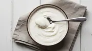 Skyr, Kefir oder Joghurt: Die Unterschiede und welches am gesündesten ist