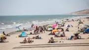 Smartphone-Pflicht für Strandduschen in Matalascañas sorgt für Empörung
