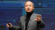 Softbank-Gründer Son lehnt Musks Pläne für Rechenzentren im All ab