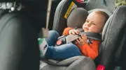 Sommerhitze im Auto: Lebensgefahr für Kinder – Experten warnen