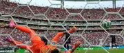 Spanien wirft Uruguay nach Muslera-Patzer aus WM – Team zerstritten