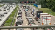 Stau- und Hitze-Alarm: So starten Sie stressfrei in die Sommerferien