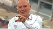 Streich zurück: „Habe Fahrradreparieren gelernt“