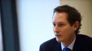 Streit um Fiat-Erbe: Mutter von John Elkann zieht vor Gericht