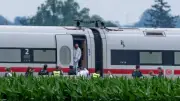 Syrer (21) wegen Axt-Angriff in ICE vor Gericht: Psychisch krank und gefährlich