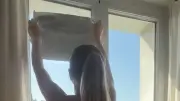 TikTok-Hack Alufolie am Fenster: Riskant bei Hitzewelle