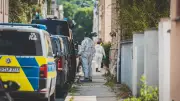 Tote junge Frau in Greiz: Polizei fahndet mit Hubschrauber nach Täter