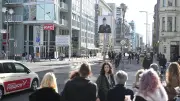 Touristenfallen in Berlin: Hütchenspieler und falsche Spendensammler