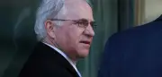 Trump begnadigt Ex-Abgeordneten Stephen Buyer wegen Insiderhandels