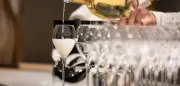 Trump droht Frankreich mit 100-Prozent-Zöllen auf Wein und Champagner