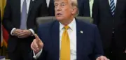 Trump widerspricht Berichten über iranische Durchfahrtsgebühren in der Straße von Hormus