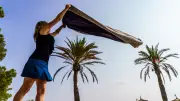 Umfrage: 44 Prozent der Privatwirtschaftsbeschäftigten erhalten Urlaubsgeld