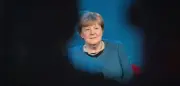 Van Aken schlägt Merkel als EU-Vermittlerin im Ukraine-Krieg vor