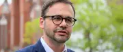 Verfassungsschutz warnt vor KI-Chatbots: „Unsichtbare Keile“ im Netz