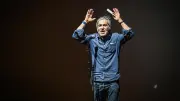 Volksbühne: Jürgen Kuttners letzter Videoschnipsel-Abend nach 30 Jahren