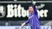 Wechselt Herthas Top-Torwart Tjark Ernst? Heißer Kampf entbrannt