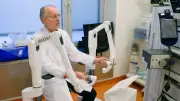 Weltpremiere in Erding: Roboter-OP entfernt Nebenniere