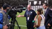 WM-Aus: Uruguay-Trainer Bielsa brüllt TV-Reporterin nach 0:1 gegen Spanien an