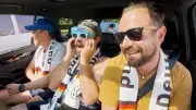 WM-Quiztaxi in Leipzig: JGA-Jungs scheitern an Eigentor-Frage