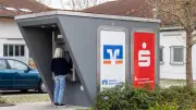 Zinsvergleich: Sparkassen und Volksbanken zahlen nur 0,4 Prozent auf Tagesgeld