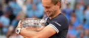 Zverev vor Turnierstart in Halle geehrt