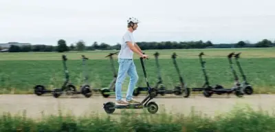 ADAC-Test: Die meisten E-Scooter erhalten Note 'gut', zwei Modelle mit Lenkerbruch