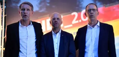AfD-Abgeordnete sollen Neonazi Kalbitz beschäftigen