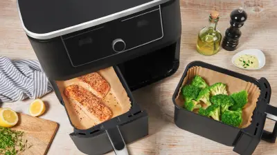 Airfryer-Brandgefahr: Backpapier kann in Heißluftfritteusen Feuer fangen