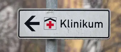 Brandenburgs Kliniken unter Druck: AfD kritisiert Reform, Wilke verteidigt