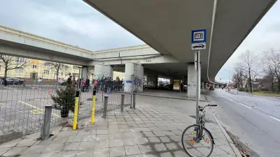 Brückenabriss am Breitenbachplatz erneut verzögert – Halteverbot ab Montag