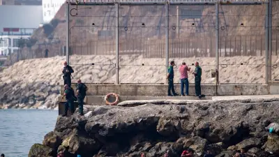 Ceuta: Nach massivem Migrantenzustrom fordert Stadt Armeeeinsatz