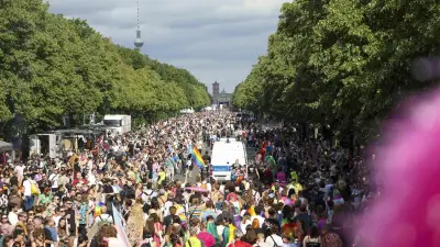 CSD 2026 Berlin: Sperrungen, keine S-Bahn – Verkehrsinfos zur Parade