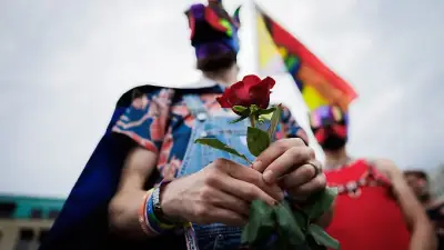 CSD Dresden veranstaltet Mahnwache nach Anschlag in Berlin