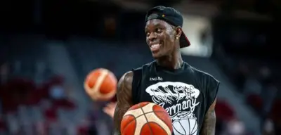 Dennis Schröder: Warum er der perfekte Kapitän für das deutsche Basketballteam ist