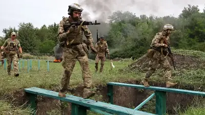 Der Wettlauf bis zum Winter: Ukraine und Russland im strategischen Duell
