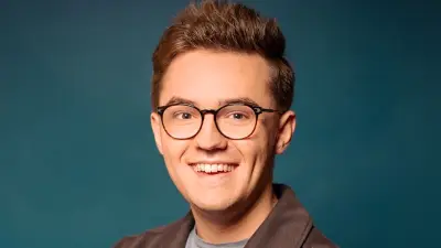 Elias Jakob: Volontär an der Axel Springer Academy of Journalism & Technology