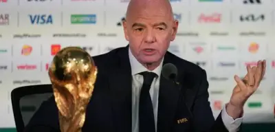 Ex-Fifa-Chef Blatter und Premier Burnham geißeln WM-Investorendeal