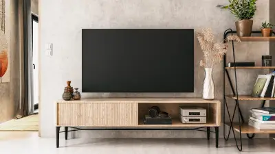 Fiese Stromspar-Falle: Steckerziehen schädigt OLED-Fernseher