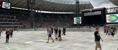 Foo-Fighters-Konzert in Berlin wegen Gewitterwarnung kurzzeitig geräumt
